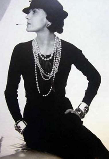 robes de coco chanel|barde de perles coco chanel.